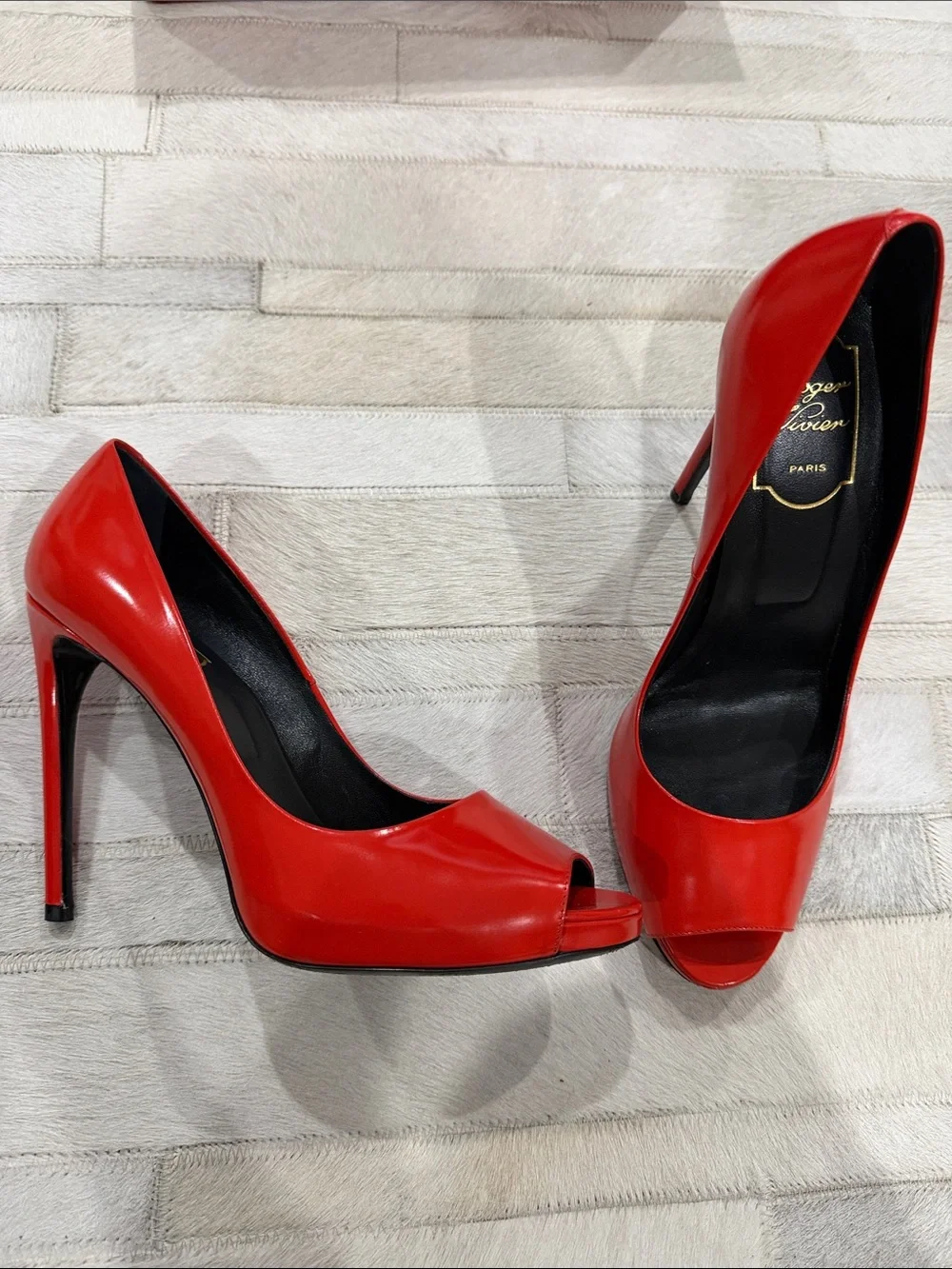 Roger Vivier fire Red Patent Peep-Toe Stiletto Pumps - Classic High Heel